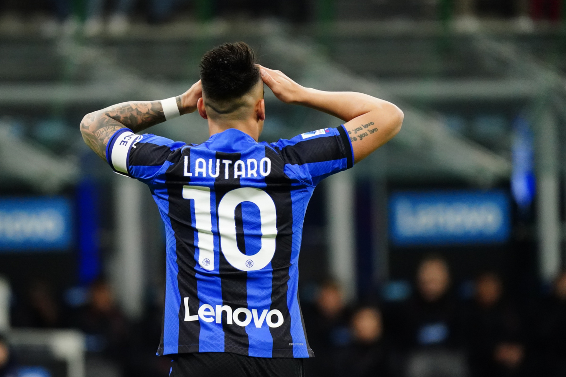 第一个进球 第一个进球