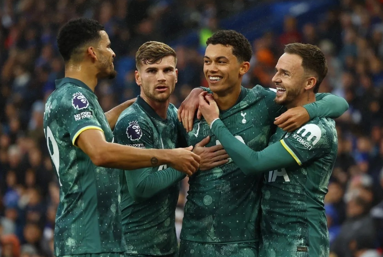 團結與自信 團結與自信