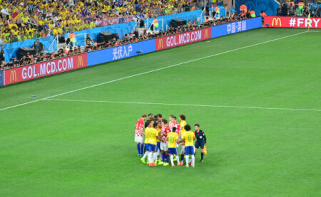 不属于AC 不属于AC