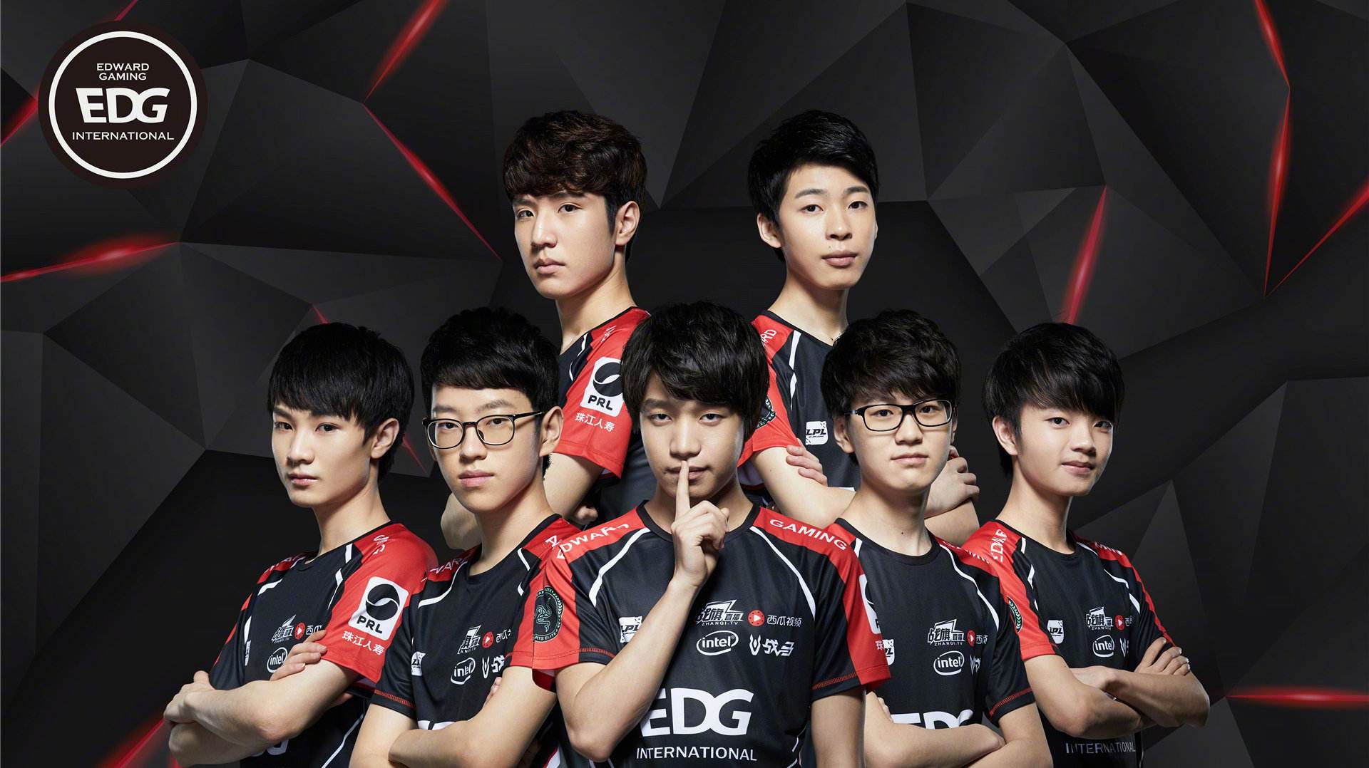 更是对两队 更是对两队