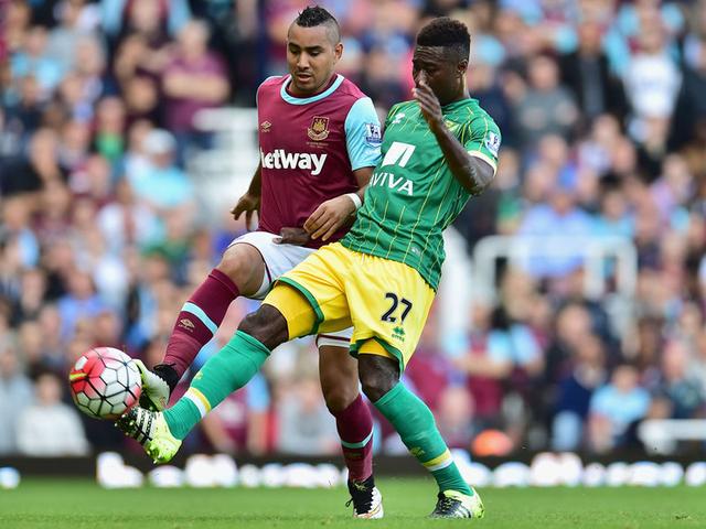 三辆中型车 三辆中型车